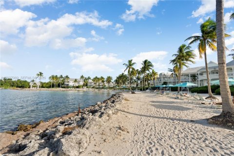 Touwnhouse à vendre à Marathon, Floride: 3 chambres, 122.63 m2 № 2154031 - photo 3