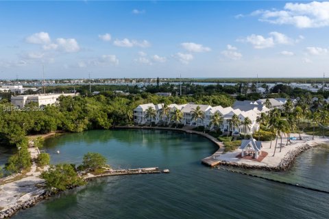 Touwnhouse à vendre à Marathon, Floride: 3 chambres, 122.63 m2 № 2154031 - photo 4