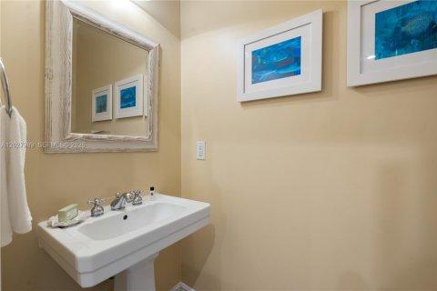 Touwnhouse à vendre à Marathon, Floride: 3 chambres, 122.63 m2 № 2154031 - photo 21