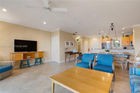 Touwnhouse à vendre à Marathon, Floride: 3 chambres, 122.63 m2 № 2154031 - photo 11