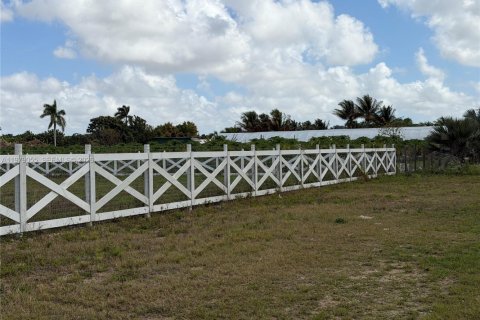 Купить земельный участок в Хомстед, Флорида № 2050064 - фото 14