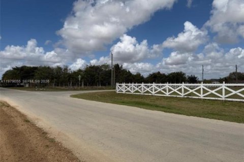 Купить земельный участок в Хомстед, Флорида № 2050064 - фото 3