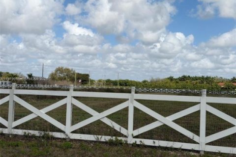 Купить земельный участок в Хомстед, Флорида № 2050064 - фото 5