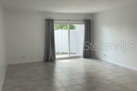 Touwnhouse à louer à Ocala, Floride: 2 chambres, 117.06 m2 № 2199956 - photo 8