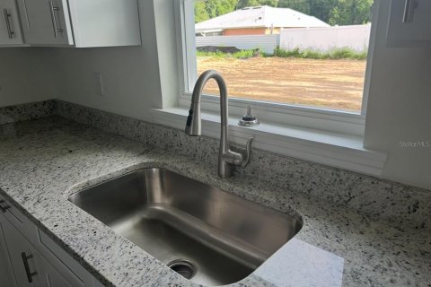 Casa en venta en Summerfield, Florida, 3 dormitorios, 111.76 m2 № 1734565 - foto 4