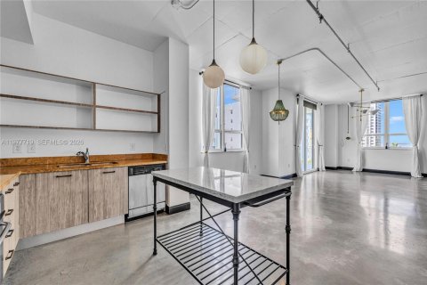 Купить кондоминиум в Майами, Флорида 2 спальни, 117.52м2, № 2042368 - фото 17