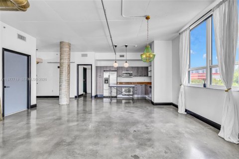 Купить кондоминиум в Майами, Флорида 2 спальни, 117.52м2, № 2042368 - фото 11