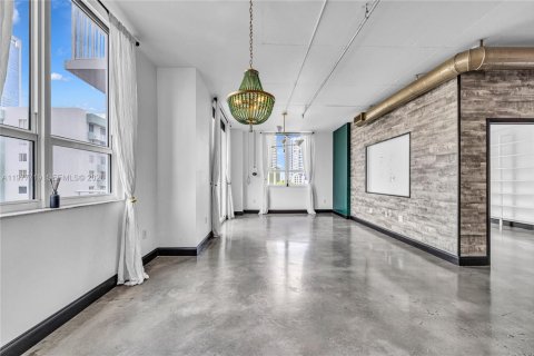 Купить кондоминиум в Майами, Флорида 2 спальни, 117.52м2, № 2042368 - фото 6