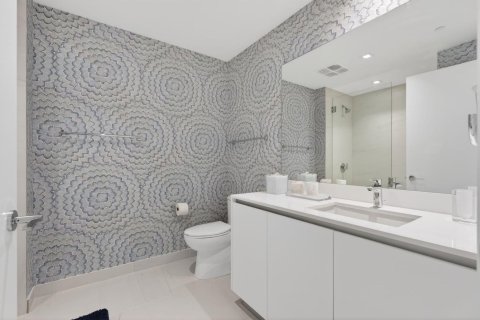 Condominio en venta en Pompano Beach, Florida, 3 dormitorios, 213.02 m2 № 2174225 - foto 27