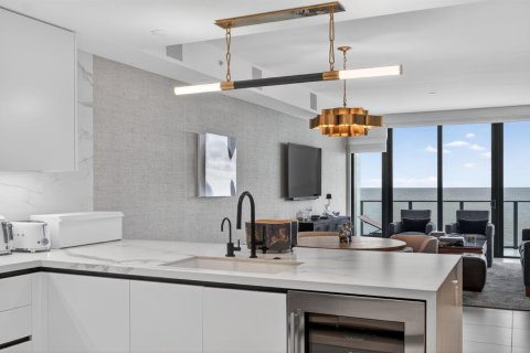 Condominio en venta en Pompano Beach, Florida, 3 dormitorios, 213.02 m2 № 2174225 - foto 8
