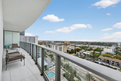 Condominio en venta en Pompano Beach, Florida, 3 dormitorios, 213.02 m2 № 2174225 - foto 26