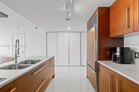 Copropriété à vendre à Miami, Floride: 2 chambres, 134.71 m2 № 2153640 - photo 20