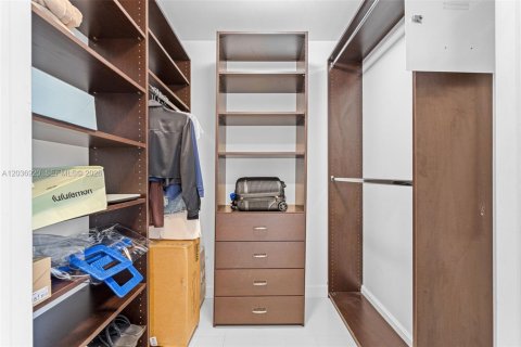Copropriété à vendre à Miami, Floride: 2 chambres, 134.71 m2 № 2153640 - photo 28