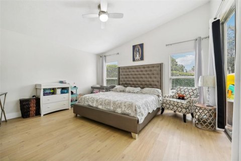 Casa en venta en Apopka, Florida, 4 dormitorios, 234.76 m2 № 1266372 - foto 22