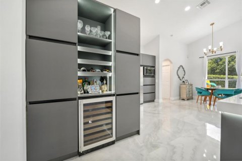 Casa en venta en Apopka, Florida, 4 dormitorios, 234.76 m2 № 1266372 - foto 8