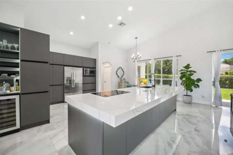 Casa en venta en Apopka, Florida, 4 dormitorios, 234.76 m2 № 1266372 - foto 2