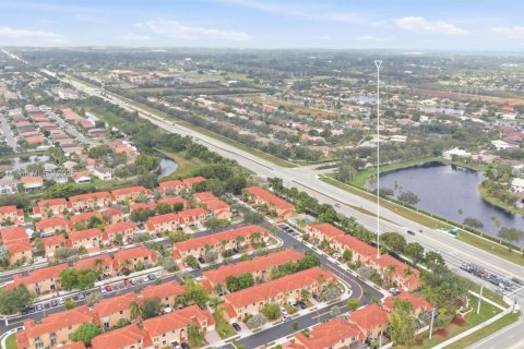 Touwnhouse à louer à Pembroke Pines, Floride: 3 chambres, 114.27 m2 № 1971587 - photo 26