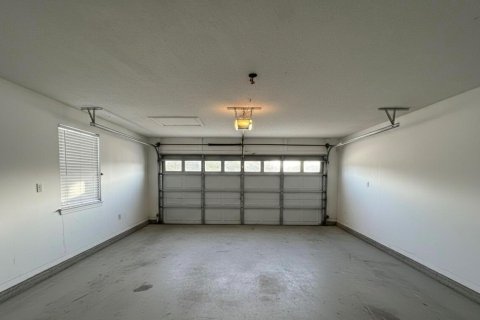 House in Lake Worth, Florida 3 bedrooms, 131.92 sq.m. № 2168489 - photo 10