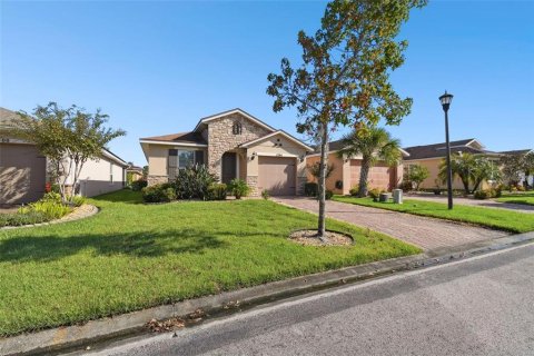 Casa en venta en Kissimmee, Florida, 3 dormitorios, 147.71 m2 № 1915302 - foto 2