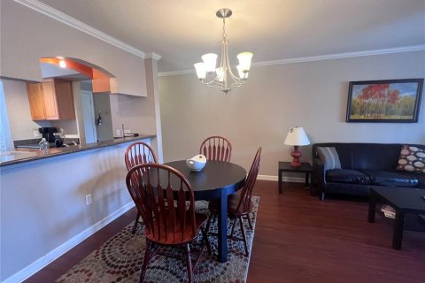 Condo in Largo, Florida, 2 bedrooms  № 1906714 - photo 5
