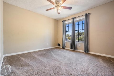 Townhouse in Tampa, Florida 2 bedrooms, 104.05 sq.m. № 2094113 - photo 27