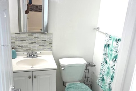 Condominio en venta en Miami, Florida, 2 dormitorios, 83.61 m2 № 1834201 - foto 11