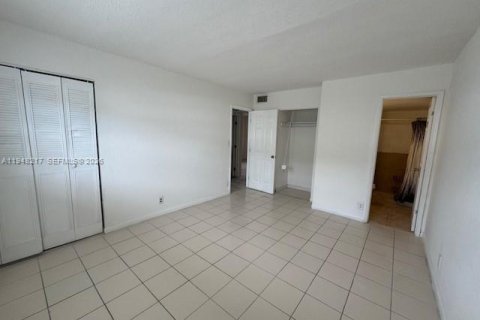 Condominio en alquiler en Pompano Beach, Florida, 2 dormitorios, 67.08 m2 № 2004206 - foto 13