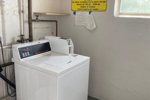 Condominio en venta en Miami, Florida, 1 dormitorio, 62.43 m2 № 1958608 - foto 30