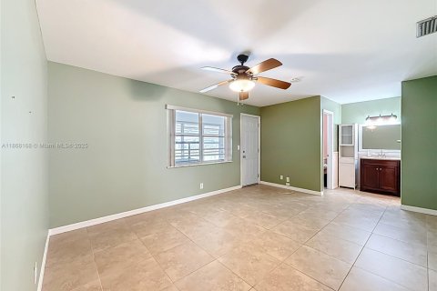 Villa ou maison à vendre à Boynton Beach, Floride: 1 chambre, 88.63 m2 № 1928265 - photo 29