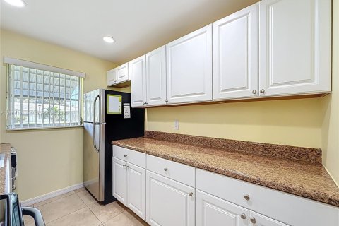 Villa ou maison à vendre à Boynton Beach, Floride: 1 chambre, 88.63 m2 № 1928265 - photo 18