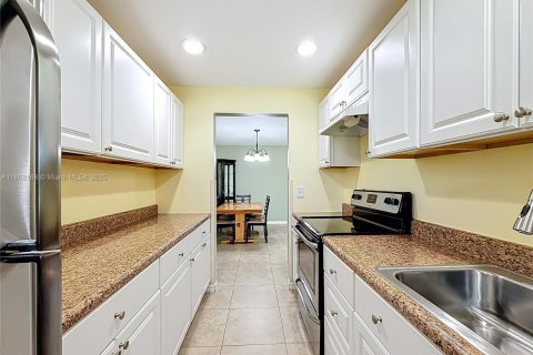 Villa ou maison à vendre à Boynton Beach, Floride: 1 chambre, 88.63 m2 № 1928265 - photo 19