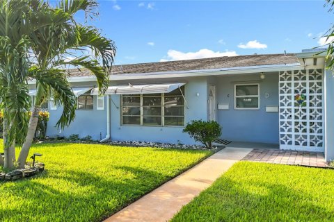 Villa ou maison à vendre à Boynton Beach, Floride: 1 chambre, 88.63 m2 № 1928265 - photo 1