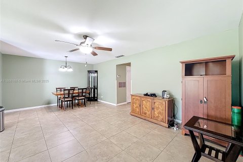 Villa ou maison à vendre à Boynton Beach, Floride: 1 chambre, 88.63 m2 № 1928265 - photo 12