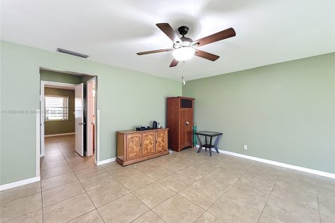 Villa ou maison à vendre à Boynton Beach, Floride: 1 chambre, 88.63 m2 № 1928265 - photo 10
