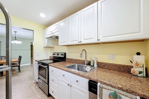 Villa ou maison à vendre à Boynton Beach, Floride: 1 chambre, 88.63 m2 № 1928265 - photo 22