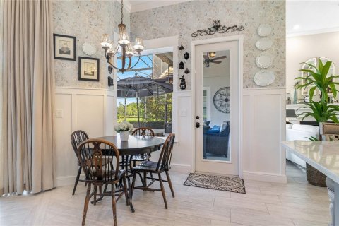House in Longwood, Florida 4 bedrooms, 303.42 sq.m. № 1876684 - photo 10