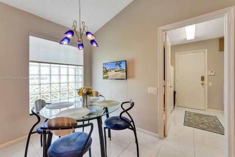 House in Boynton Beach, Florida 2 bedrooms, 167.78 sq.m. № 1761675 - photo 16