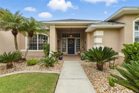 House in Port Orange, Florida 5 bedrooms, 260.59 sq.m. № 1844899 - photo 3
