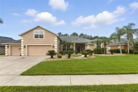 House in Port Orange, Florida 5 bedrooms, 260.59 sq.m. № 1844899 - photo 2