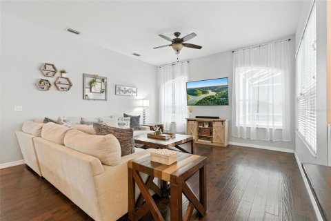 House in Port Orange, Florida 5 bedrooms, 260.59 sq.m. № 1844899 - photo 14