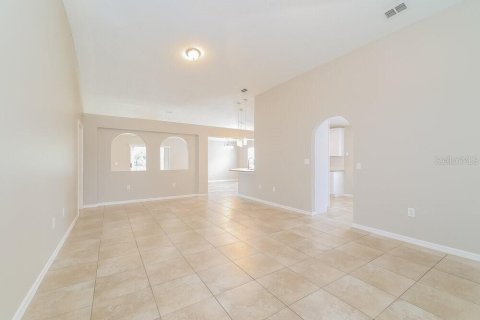 House in Kissimmee, Florida 3 bedrooms, 174.1 sq.m. № 1914497 - photo 3