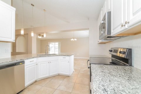 House in Kissimmee, Florida 3 bedrooms, 174.1 sq.m. № 1914497 - photo 7