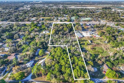 Immobilier commercial à vendre à Bradenton, Floride: 10 chambres, 470.92 m2 № 2144813 - photo 2