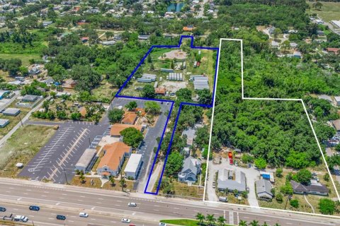 Immobilier commercial à vendre à Bradenton, Floride: 10 chambres, 470.92 m2 № 2144813 - photo 6