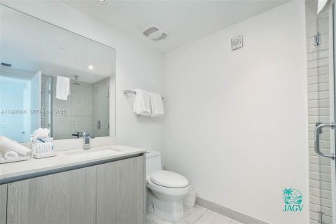 Condo in Hollywood, Florida, 2 bedrooms  № 2054263 - photo 22