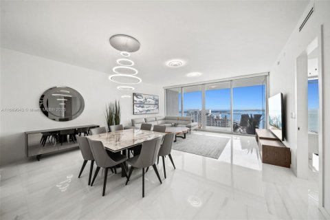 Condominio en venta en Miami, Florida, 3 dormitorios, 285.95 m2 № 1436989 - foto 5