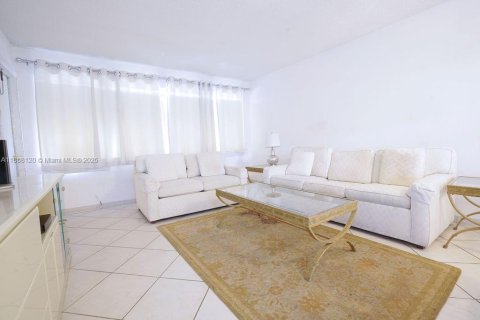 Condo à Hallandale Beach, Floride, 1 chambre  № 2089688