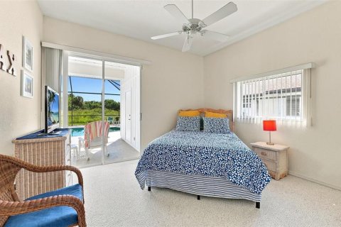 House in Rotonda, Florida 4 bedrooms, 209.77 sq.m. № 2419837 - photo 25