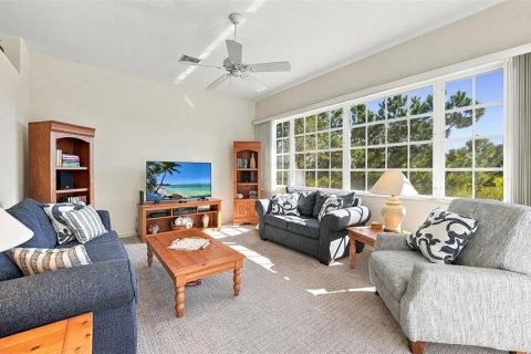 House in Rotonda, Florida 4 bedrooms, 209.77 sq.m. № 2419837 - photo 7