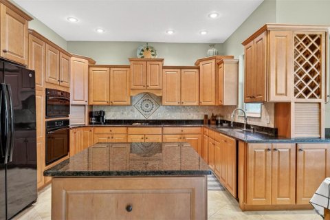 Villa ou maison à vendre à Lake Mary, Floride: 4 chambres, 280.29 m2 № 2230233 - photo 28